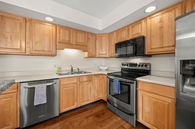 3622 Lake Shore Drive G12, St. Joseph City, MI 49085