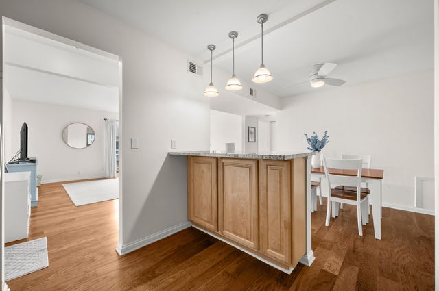3622 Lake Shore Drive G12, St. Joseph City, MI 49085