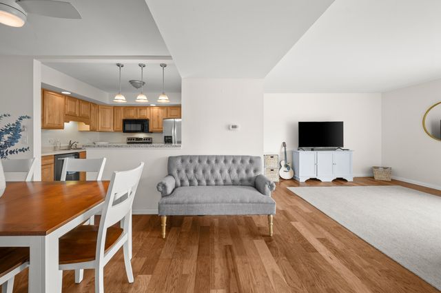 3622 Lake Shore Drive G12, St. Joseph City, MI 49085