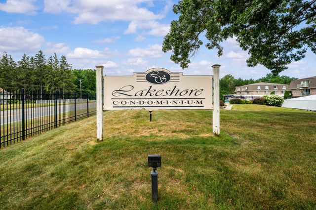 3622 Lake Shore Drive G12, St. Joseph City, MI 49085