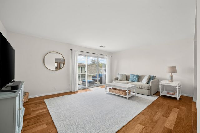 3622 Lake Shore Drive G12, St. Joseph City, MI 49085