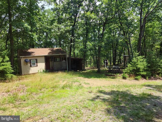 1152 MARYVALE LN, Petersburg, WV 26847