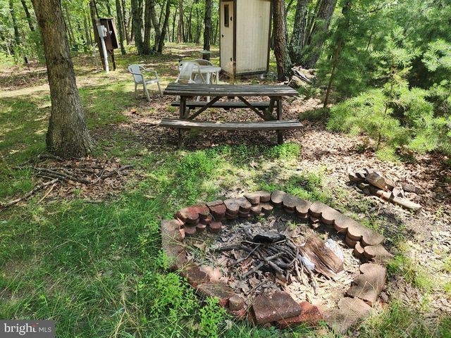 1152 MARYVALE LN, Petersburg, WV 26847