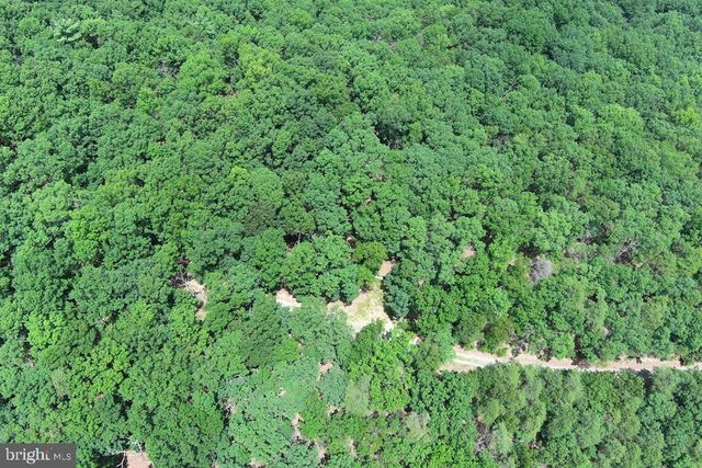 1152 MARYVALE LN, Petersburg, WV 26847