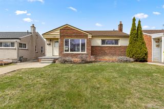 11321 Lenore Avenue, Redford Charter Township, MI 48239
