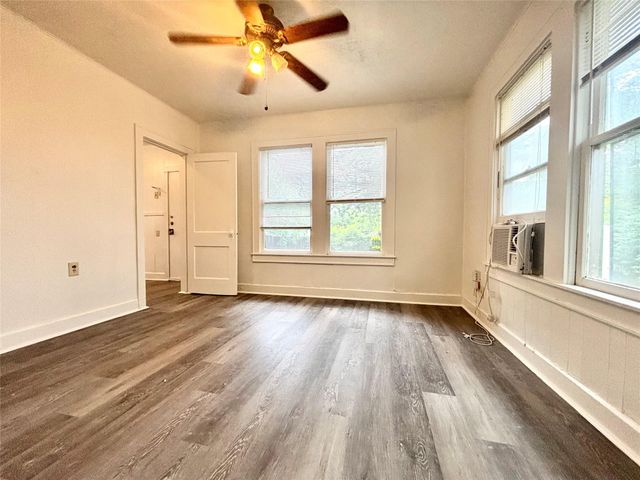 1203 Leona ST, Austin, TX 78702