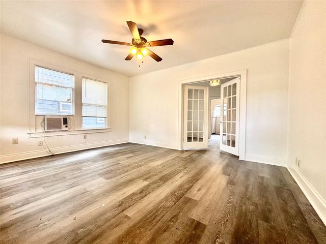 1203 Leona ST, Austin, TX 78702