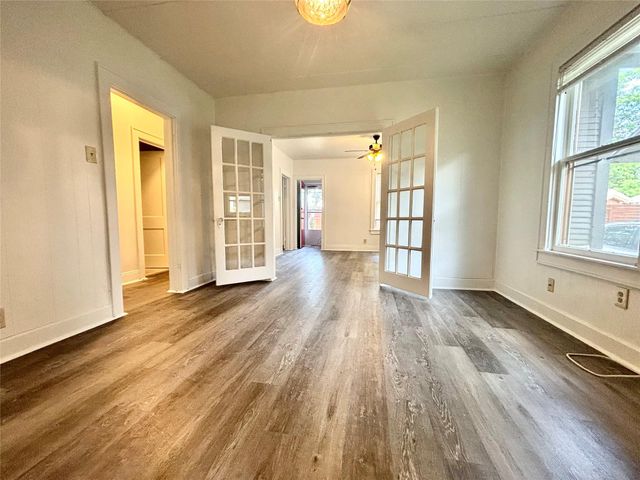 1203 Leona ST, Austin, TX 78702