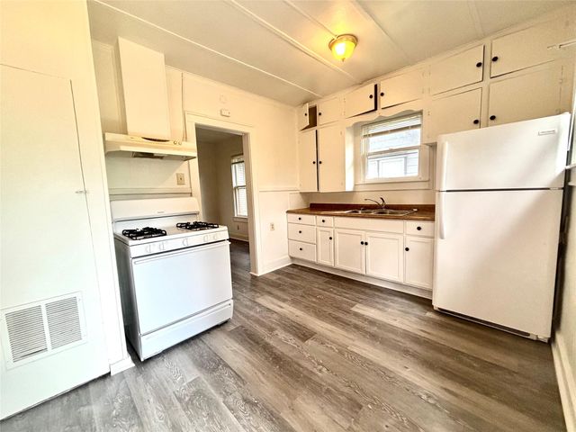 1203 Leona ST, Austin, TX 78702