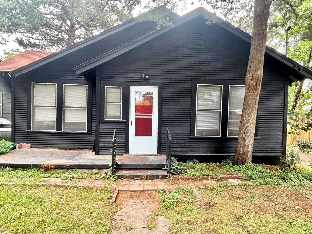 1203 Leona ST, Austin, TX 78702