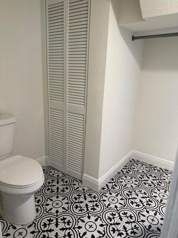340 Walton Boulevard, West Palm Beach, FL 33405