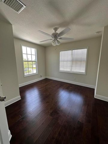 340 Walton Boulevard, West Palm Beach, FL 33405