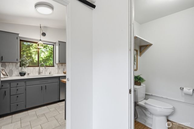 3544 NE 113th Street, Seattle, WA 98125