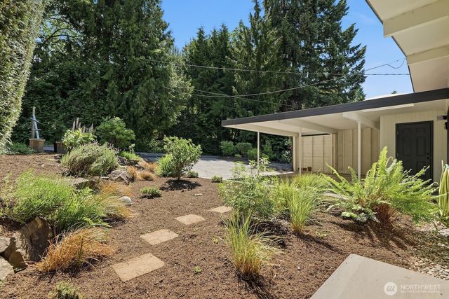 3544 NE 113th Street, Seattle, WA 98125