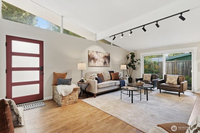 3544 NE 113th Street, Seattle, WA 98125