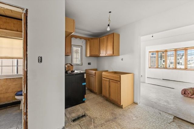 189 Kingsley Rd, Hull, MA 02045