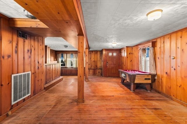 189 Kingsley Rd, Hull, MA 02045