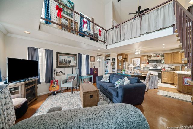 7307 New Sulphur Springs, San Antonio, TX 78263