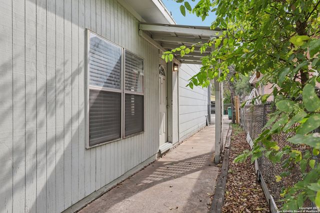2207 Ramona, San Antonio, TX 78201
