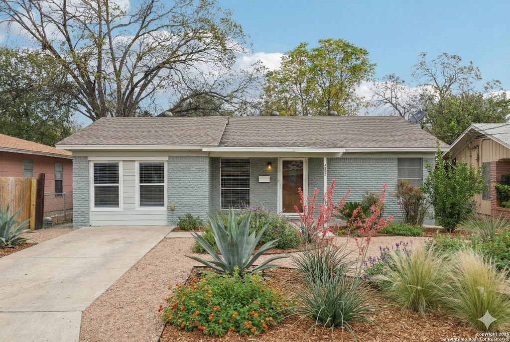 2207 Ramona, San Antonio, TX 78201