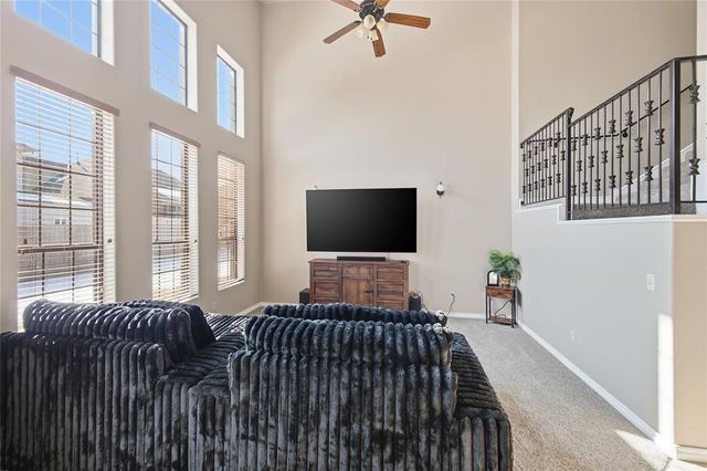 912 Preston Park Drive, Yukon, OK 73099