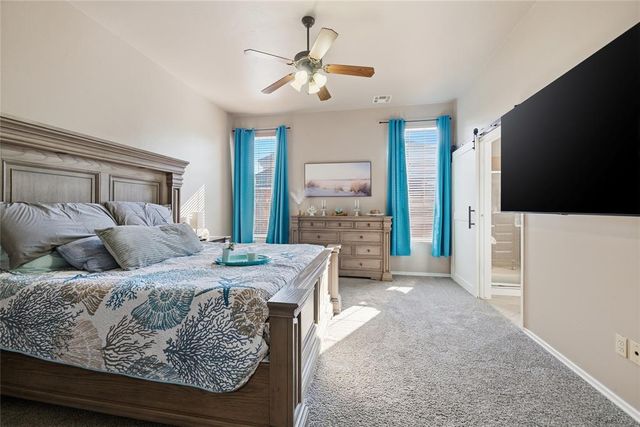 912 Preston Park Drive, Yukon, OK 73099
