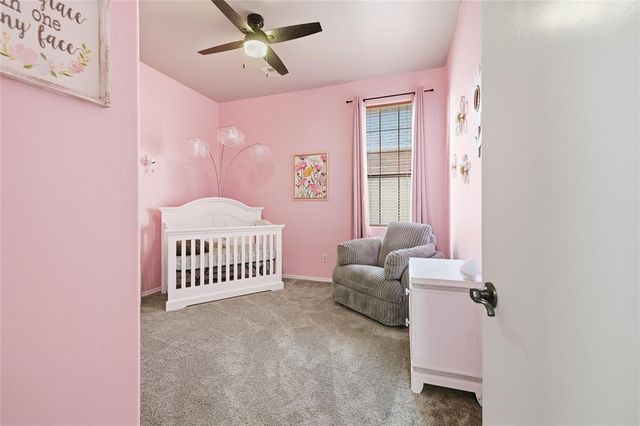 912 Preston Park Drive, Yukon, OK 73099
