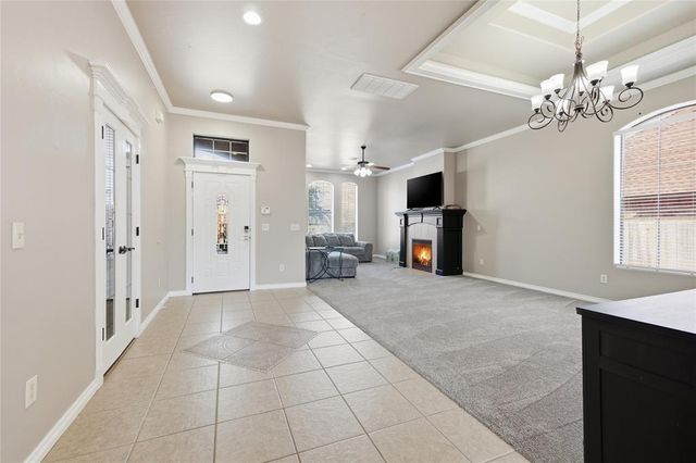 912 Preston Park Drive, Yukon, OK 73099