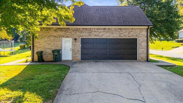 8715 Georgetown Trace Lane, Chattanooga, TN 37421