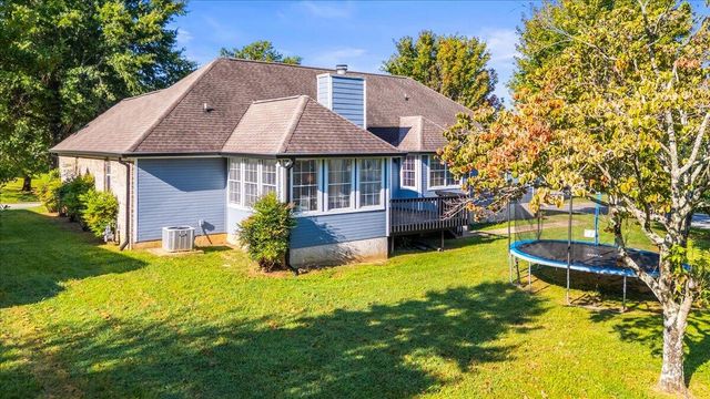 8715 Georgetown Trace Lane, Chattanooga, TN 37421