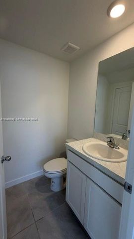 1302 NE 4th Ave 0, Florida City, FL 33034