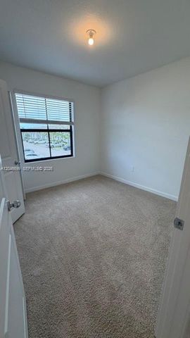 1302 NE 4th Ave 0, Florida City, FL 33034