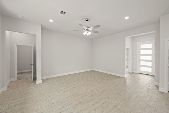 1076 Foxtail Drive, Justin, TX 76247