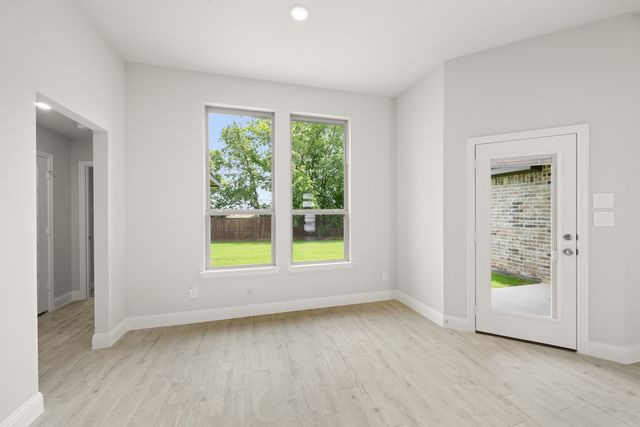 1076 Foxtail Drive, Justin, TX 76247