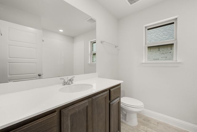 1076 Foxtail Drive, Justin, TX 76247