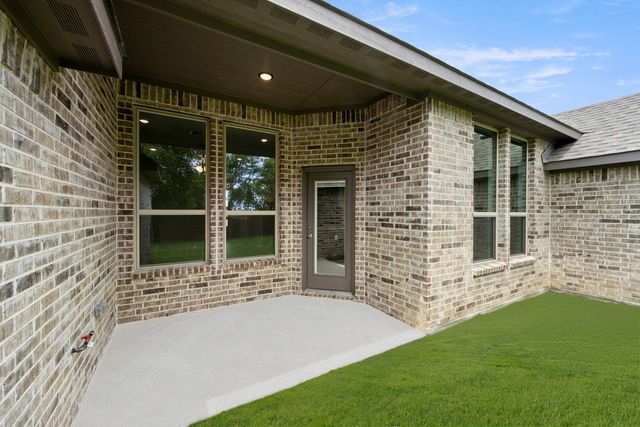 1076 Foxtail Drive, Justin, TX 76247