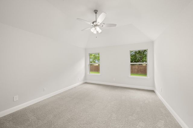 1076 Foxtail Drive, Justin, TX 76247