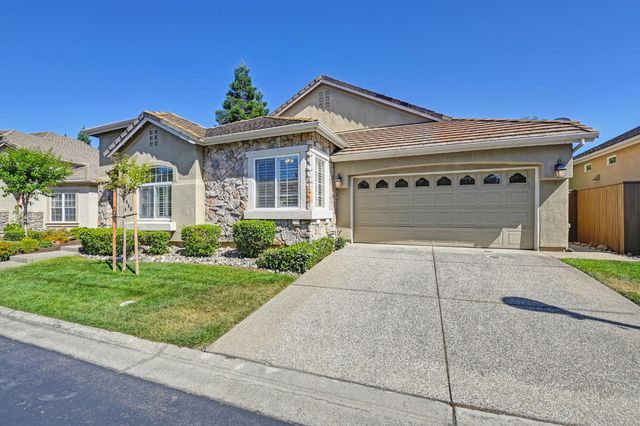 12040 Gold Arbor Ln, Gold River, CA 95670