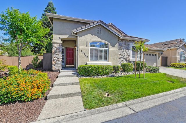 12040 Gold Arbor Ln, Gold River, CA 95670