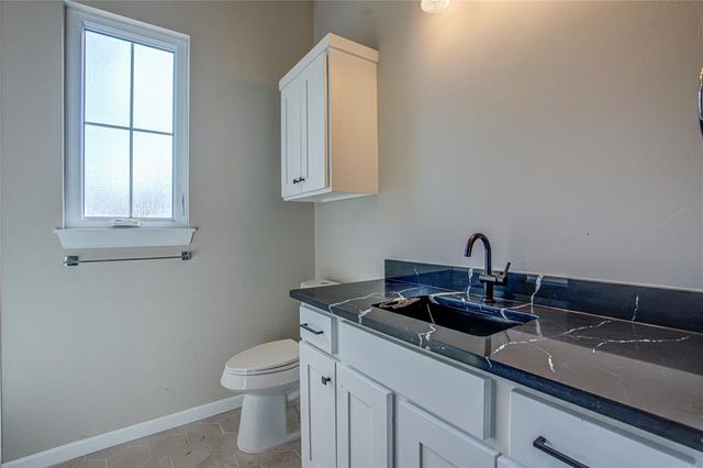 1050 Colonial Avenue, Tuttle, OK 73089