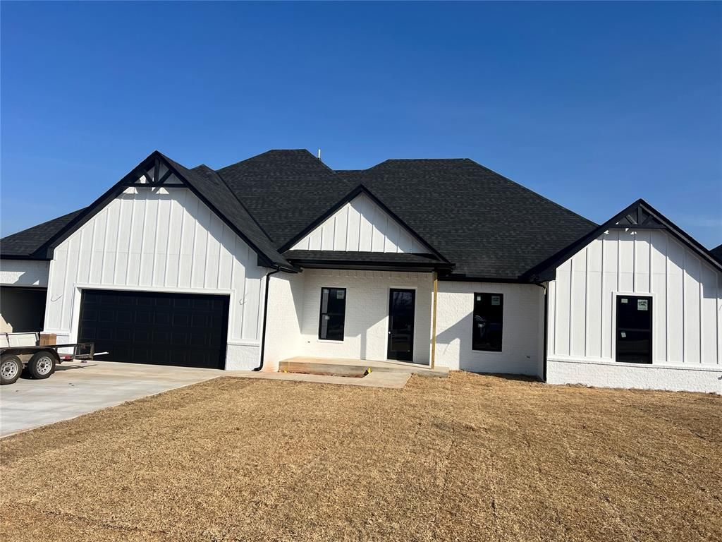 1050 Colonial Avenue, Tuttle, OK 73089