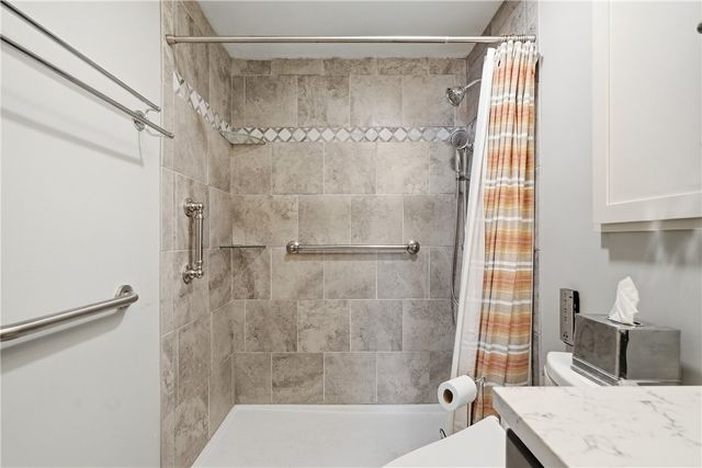 750 Washington Rd 109, Mt Lebanon, PA 15228