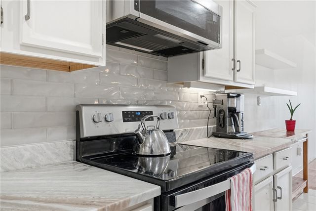 750 Washington Rd 109, Mt Lebanon, PA 15228