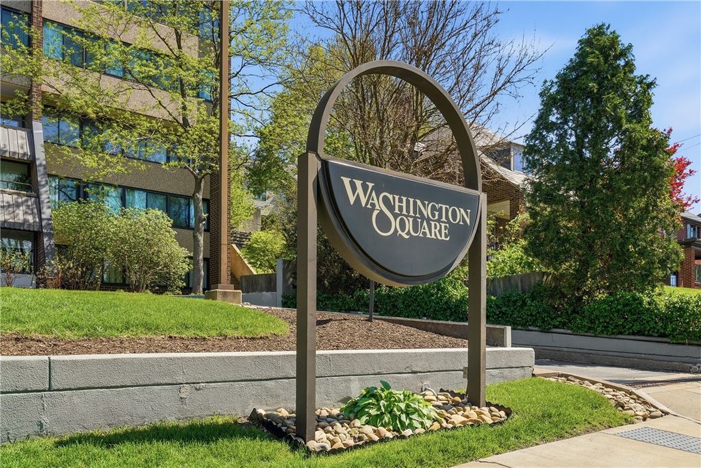 750 Washington Rd 109, Mt Lebanon, PA 15228