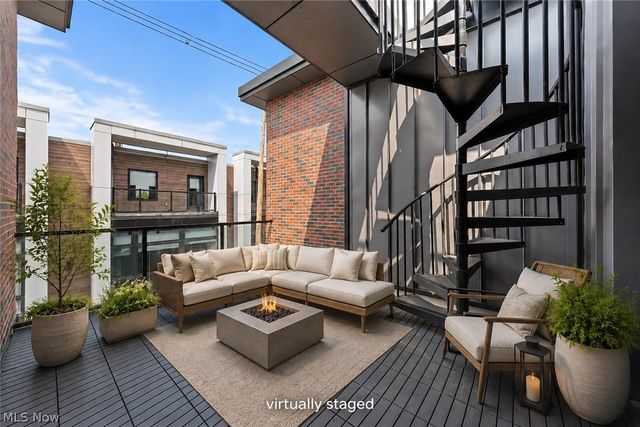 3111 Vine Court, Cleveland, OH 44113