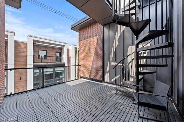 3111 Vine Court, Cleveland, OH 44113