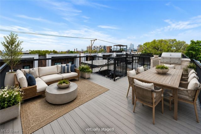 3111 Vine Court, Cleveland, OH 44113