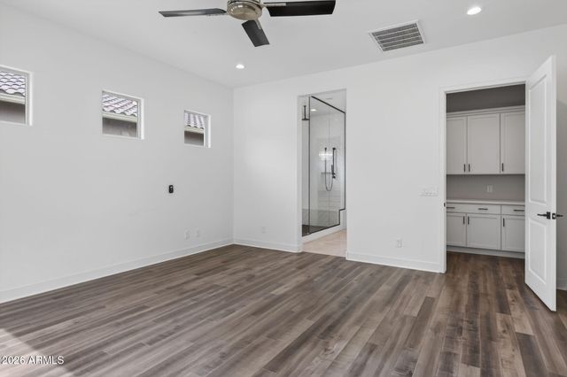 1111 E HOLLAND PARK Drive, Gilbert, AZ 85297