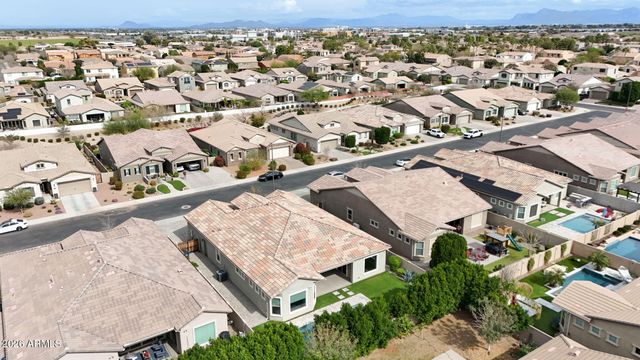 1111 E HOLLAND PARK Drive, Gilbert, AZ 85297