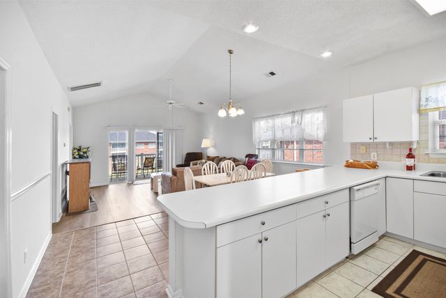 3923 Gladiola Ct Unit 304, Myrtle Beach, SC 29588